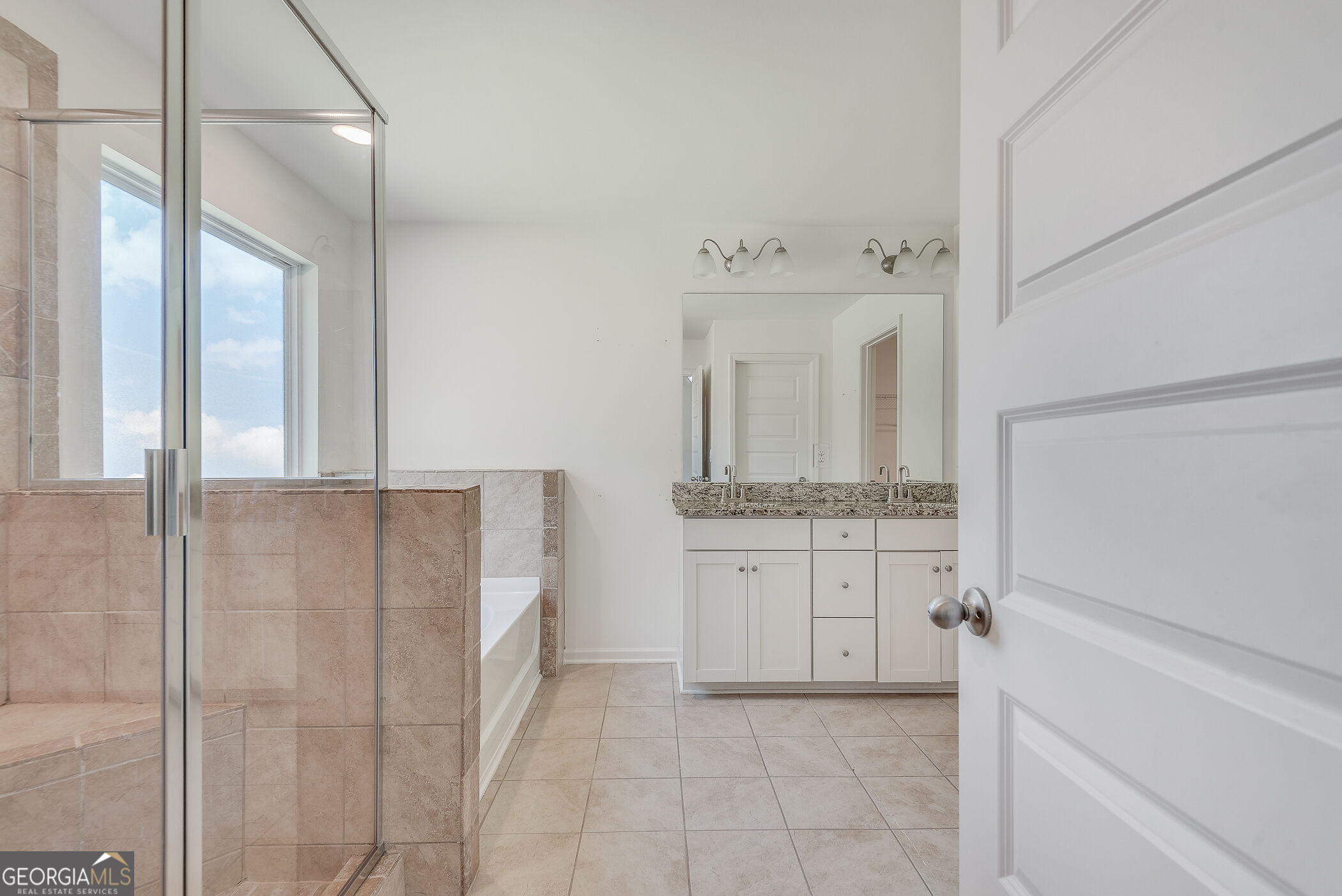 1440 Trident Maple Property Photo 37