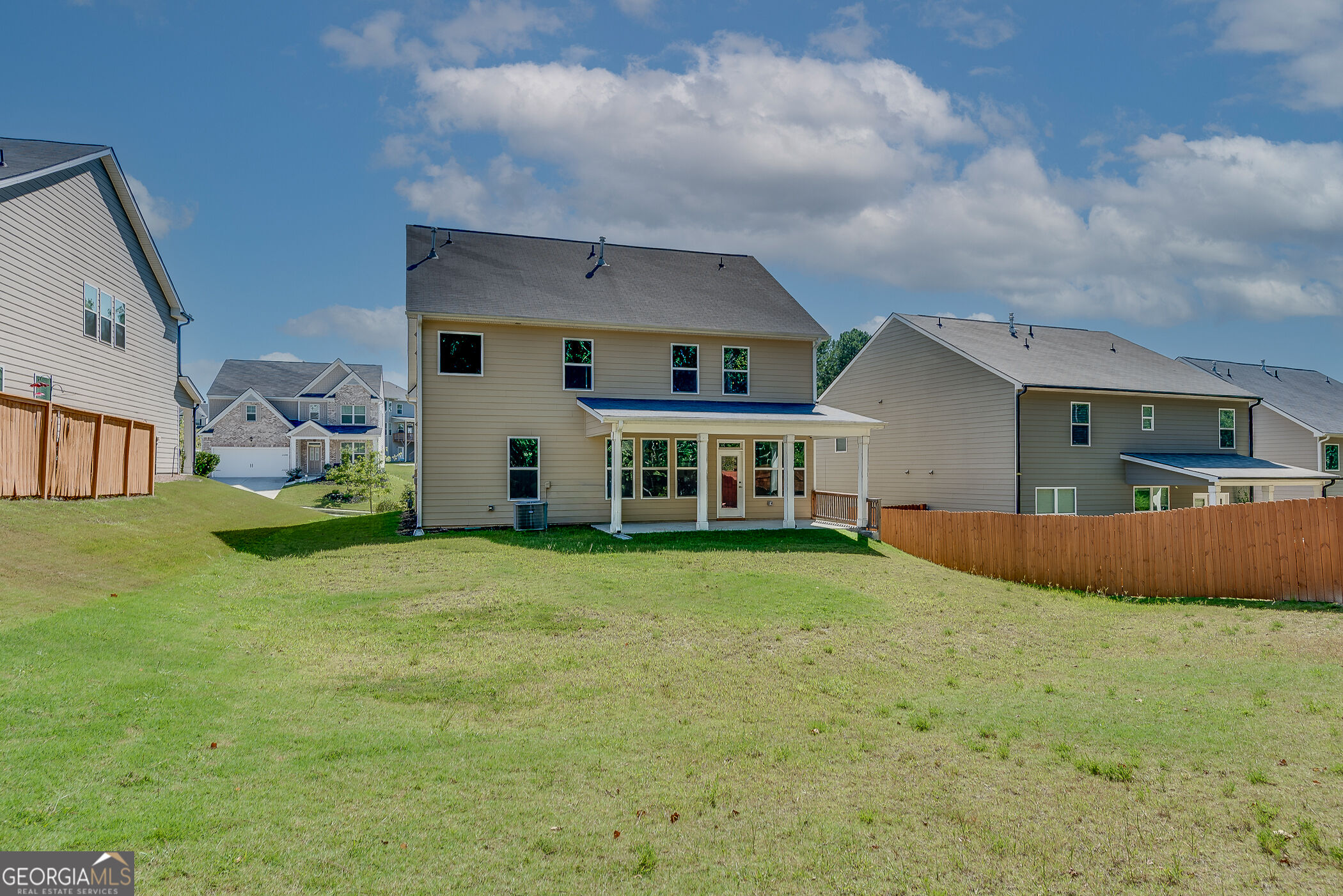 1440 Trident Maple Property Photo 49