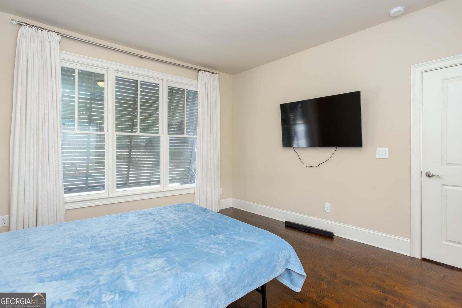 100 Batten Board Way Property Photo 15