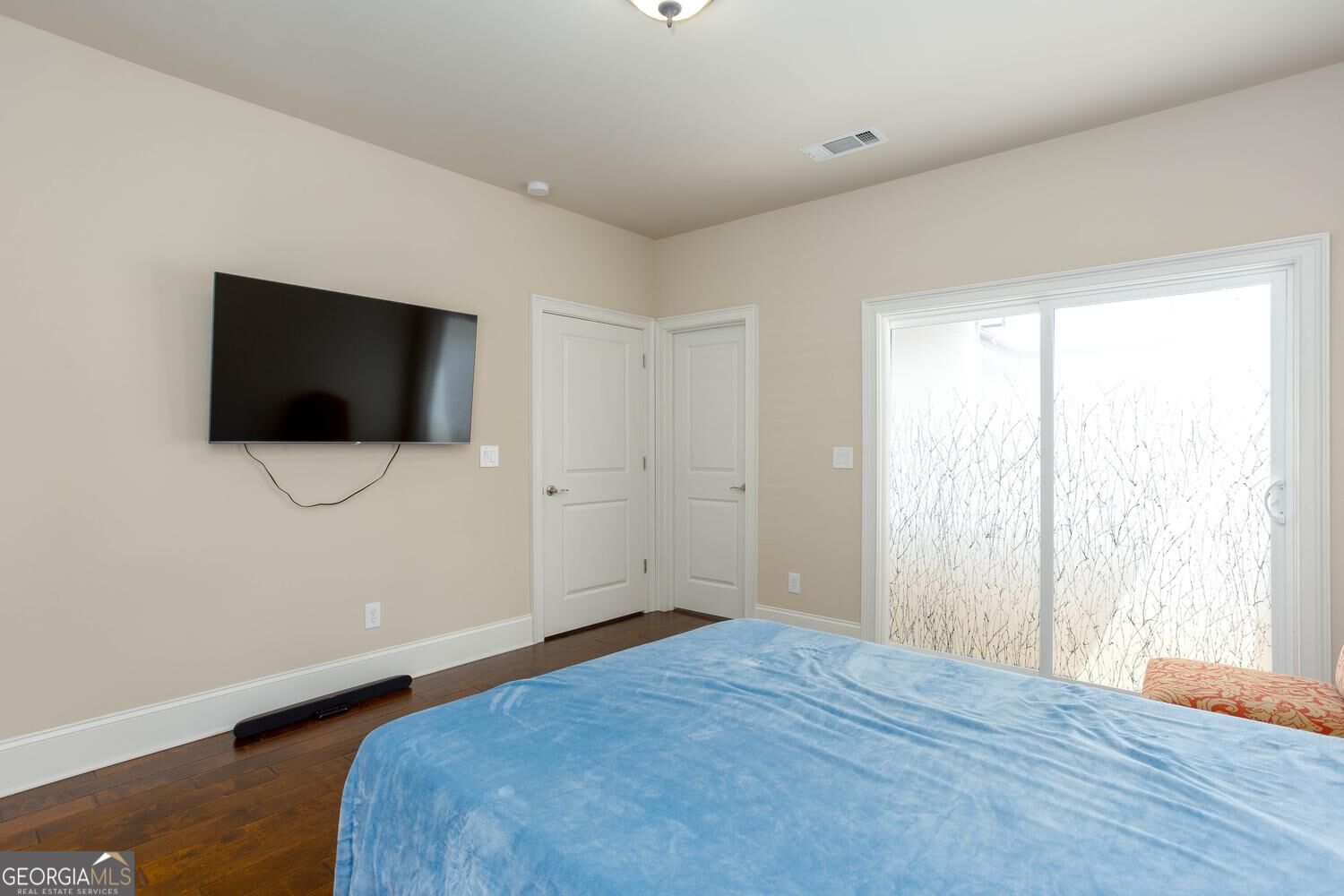 100 Batten Board Way Property Photo 16