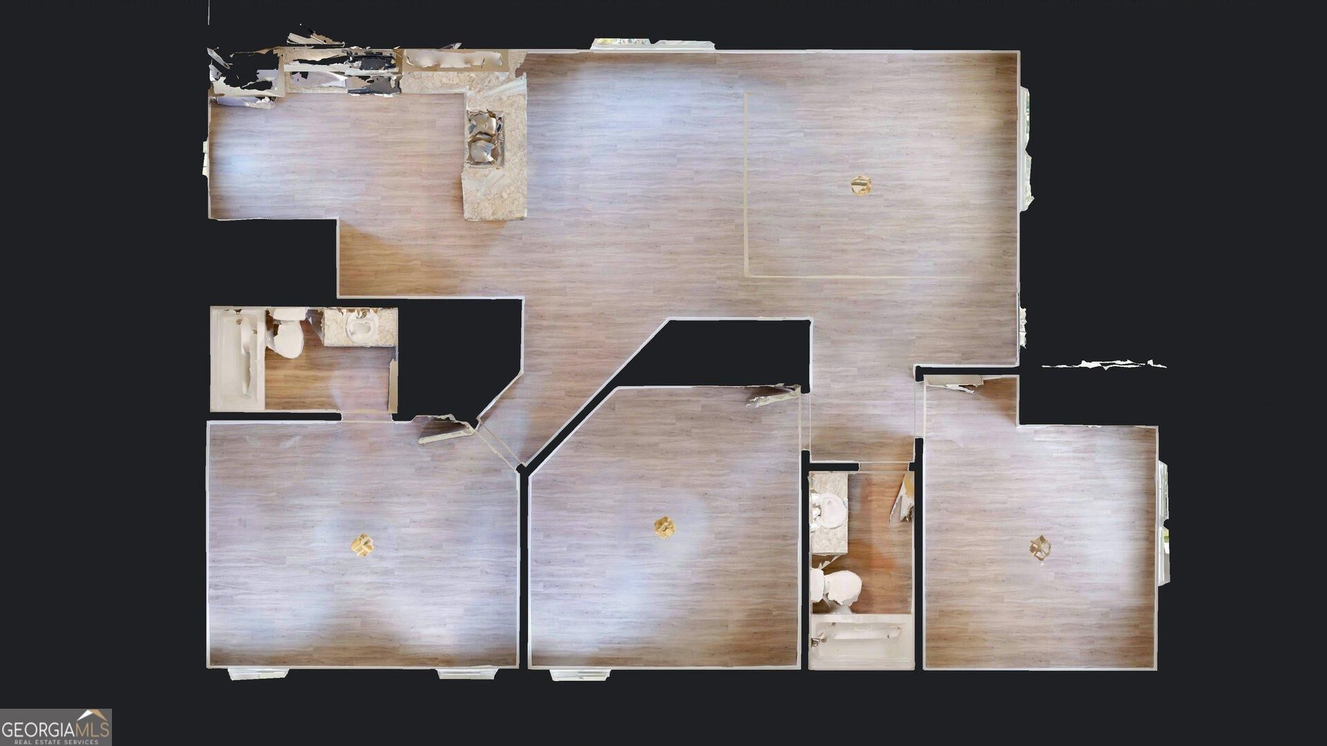 2 N Roundtree Street Property Photo 20