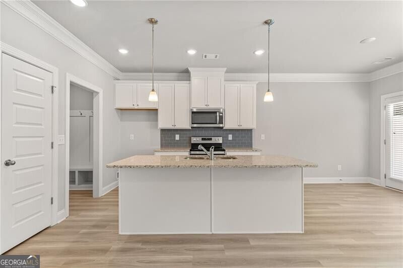 24 Richardson Street # C Property Photo 8