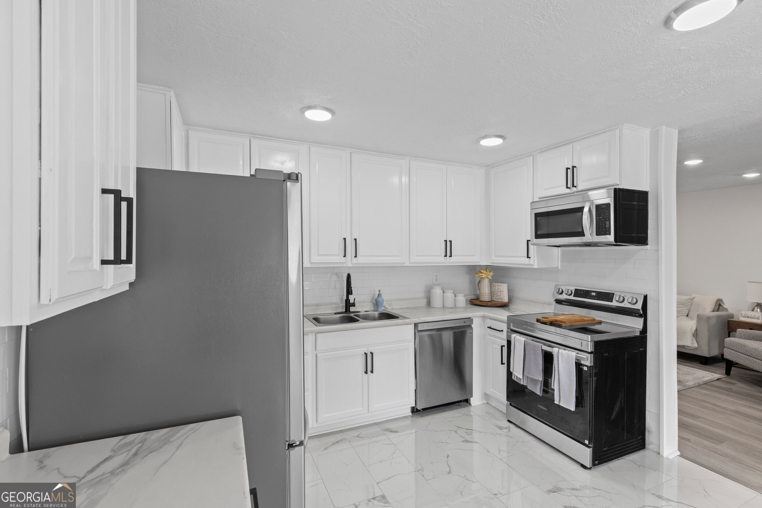 3505 Jack Kelly Road Property Photo 4