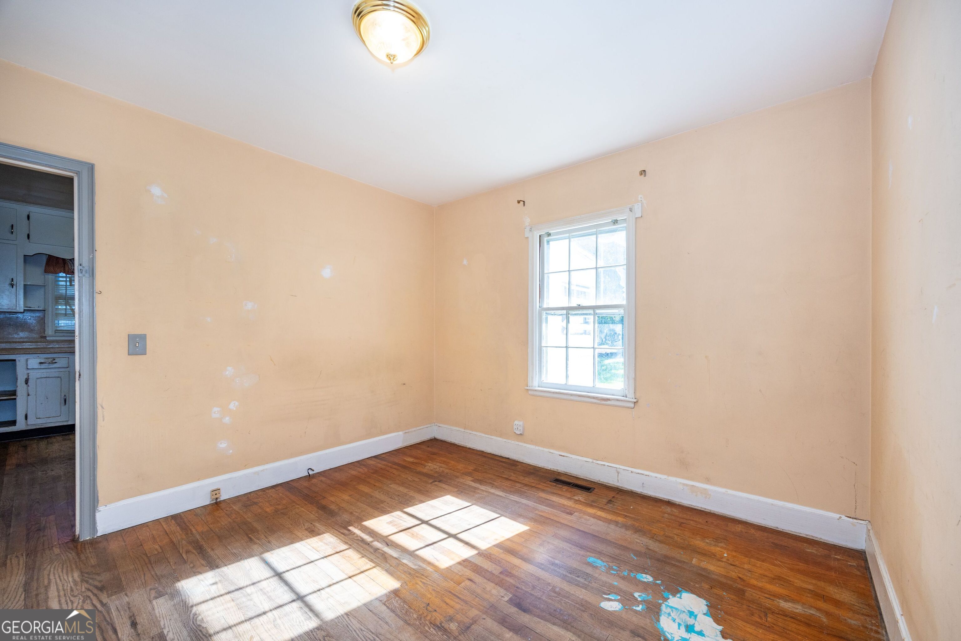 303 Georgianna Street Property Photo 15