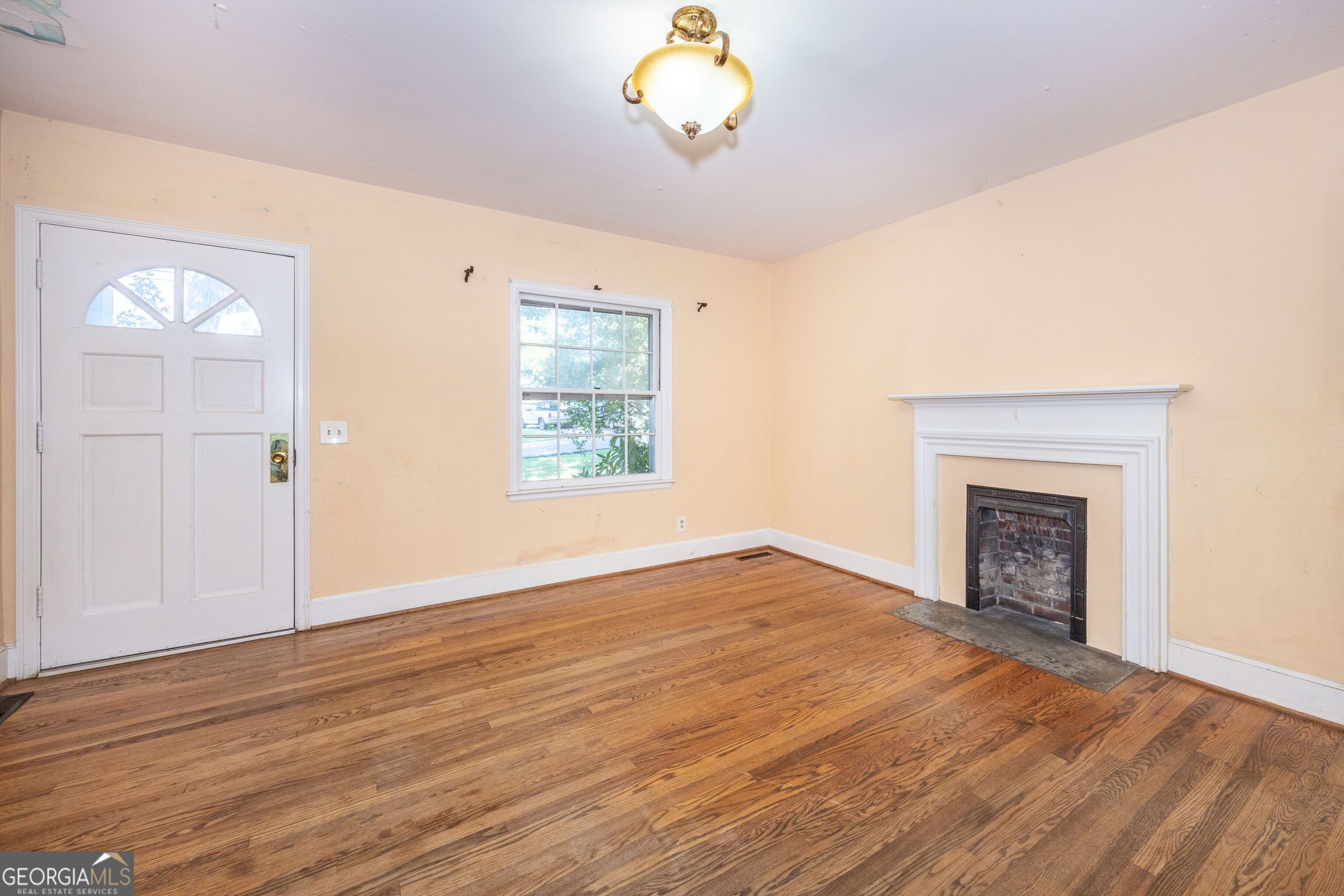 303 Georgianna Street Property Photo 16