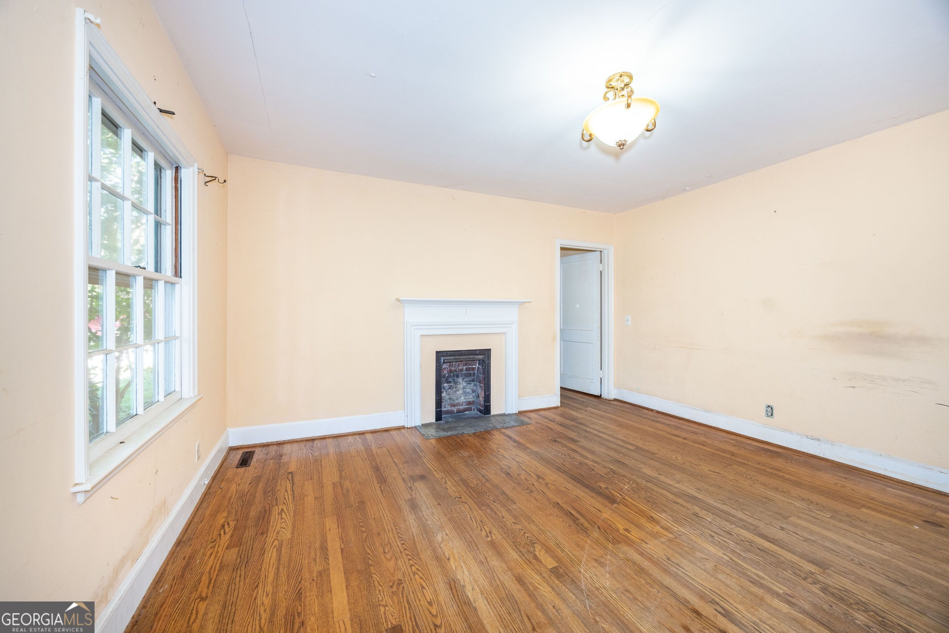303 Georgianna Street Property Photo 18