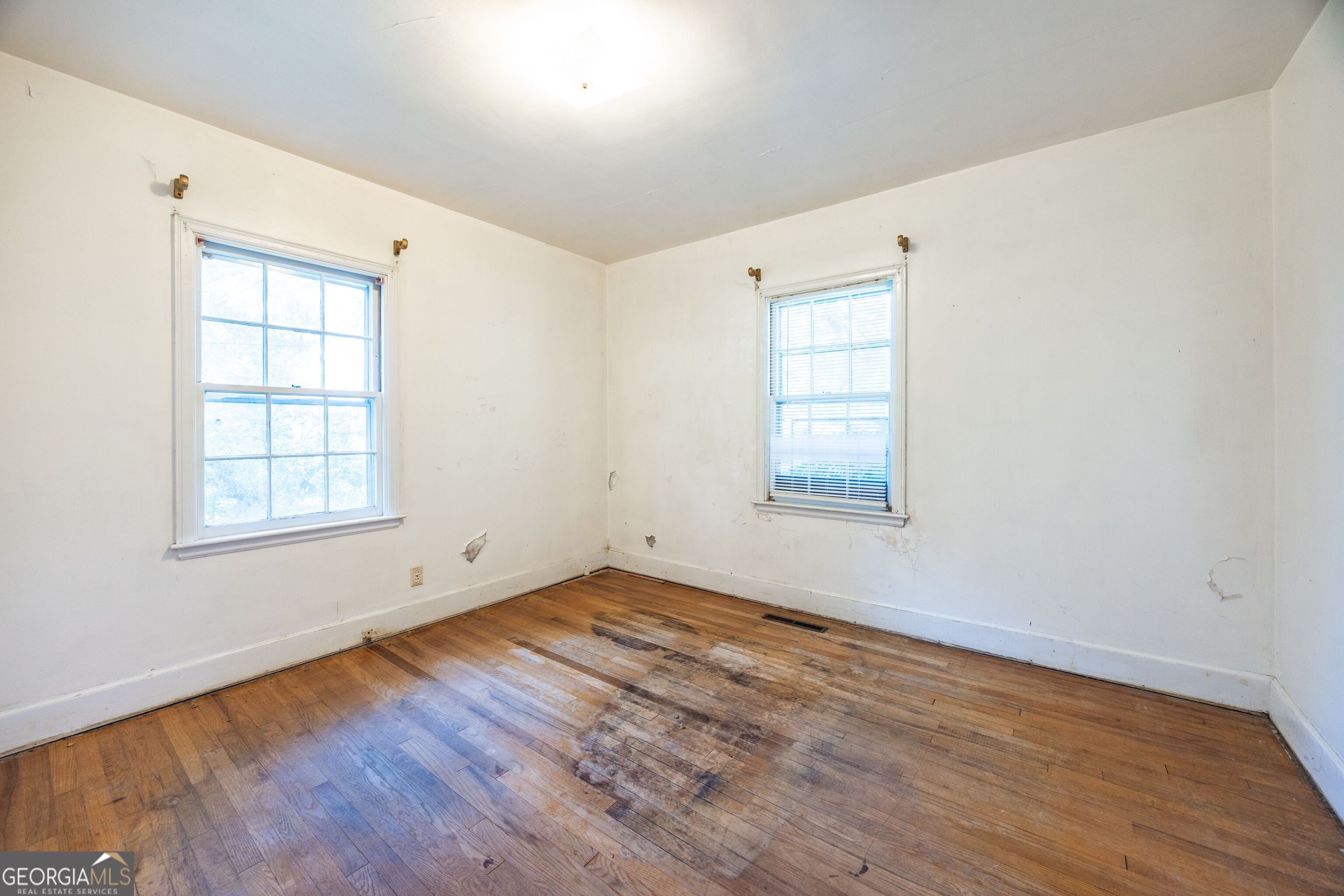 303 Georgianna Street Property Photo 19
