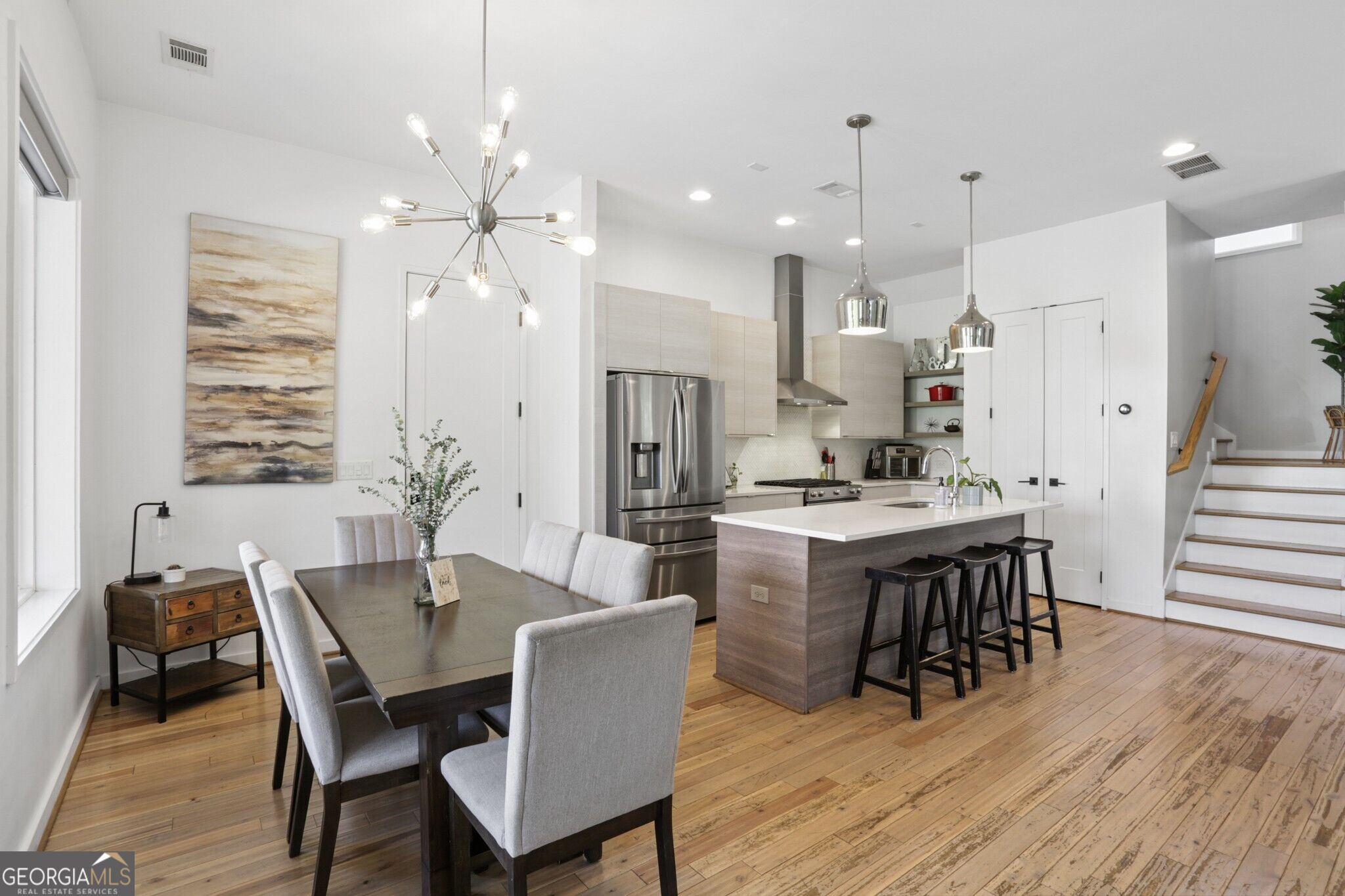 493 Winton Terrace Ne # B Property Photo 3
