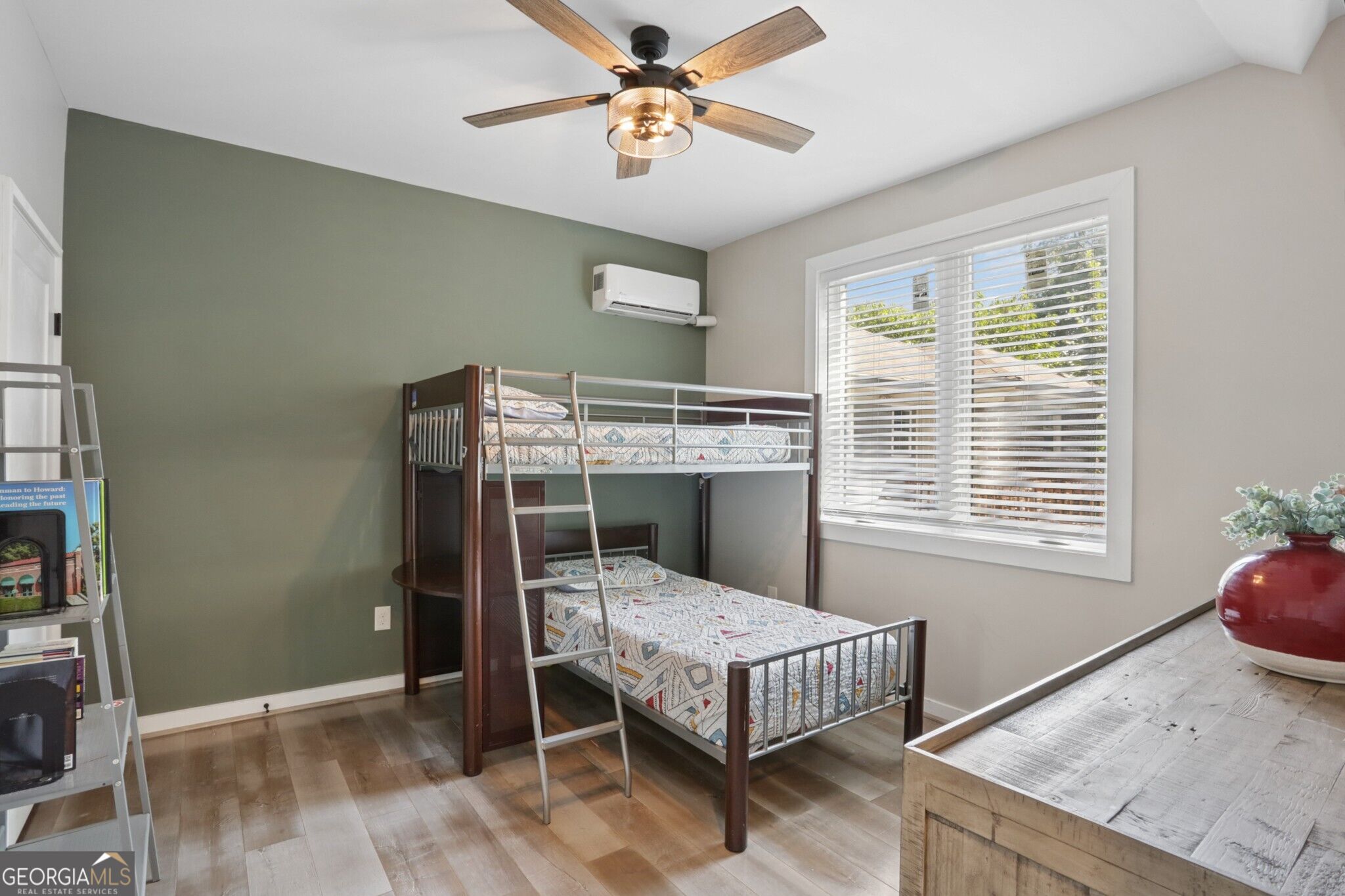 493 Winton Terrace Ne # B Property Photo 35