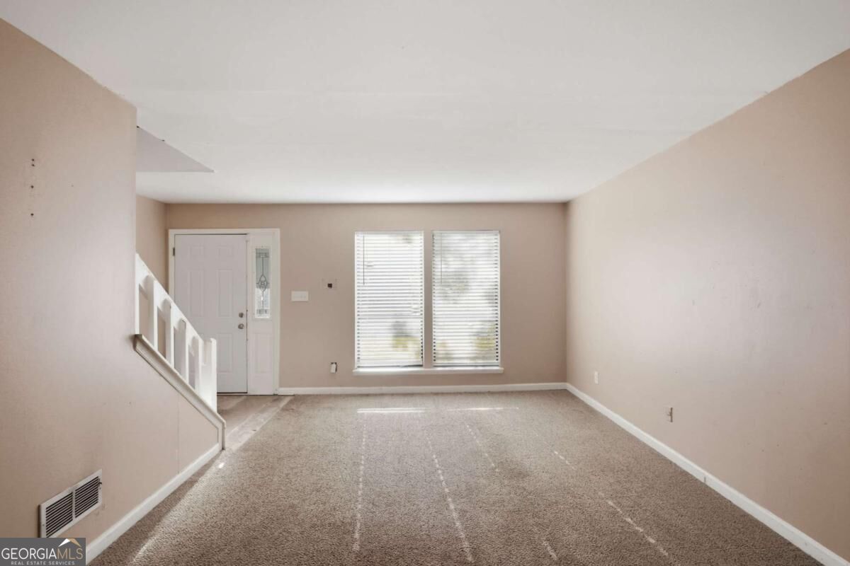 1001 Chapman Lane Property Photo 8