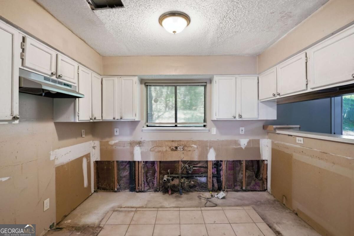 1001 Chapman Lane Property Photo 13