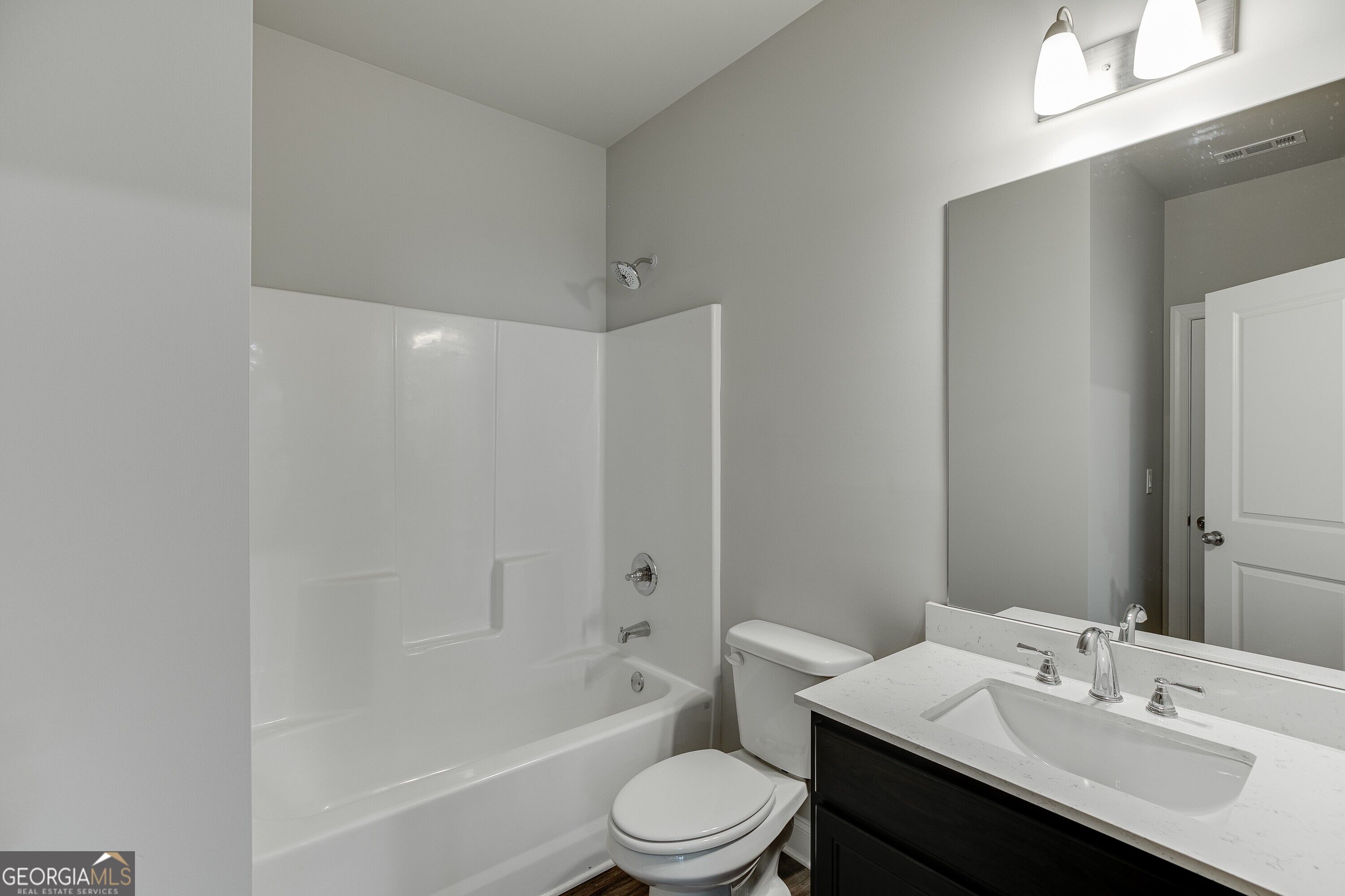 5617 Ernest Way Property Photo 24