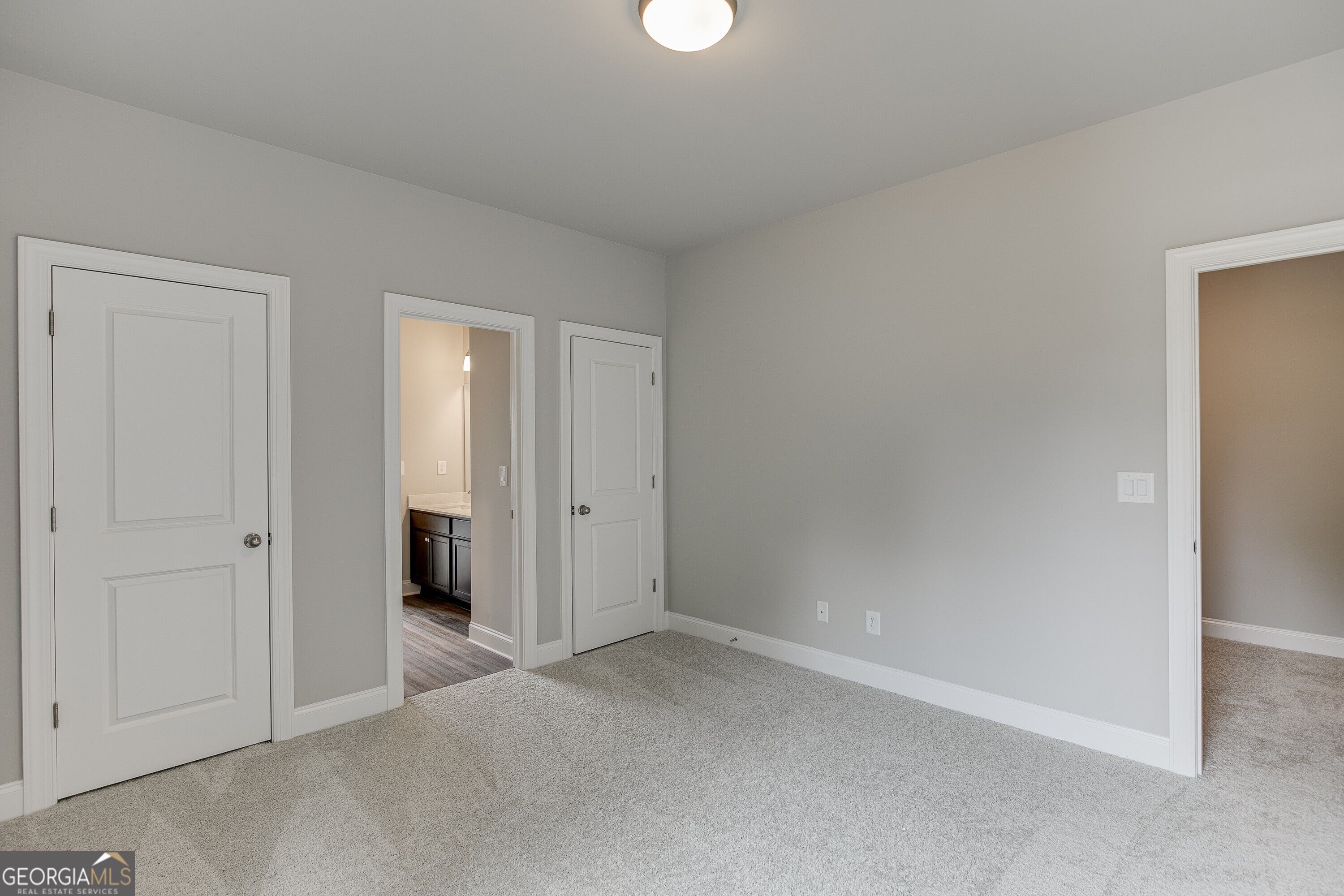 5617 Ernest Way Property Photo 30