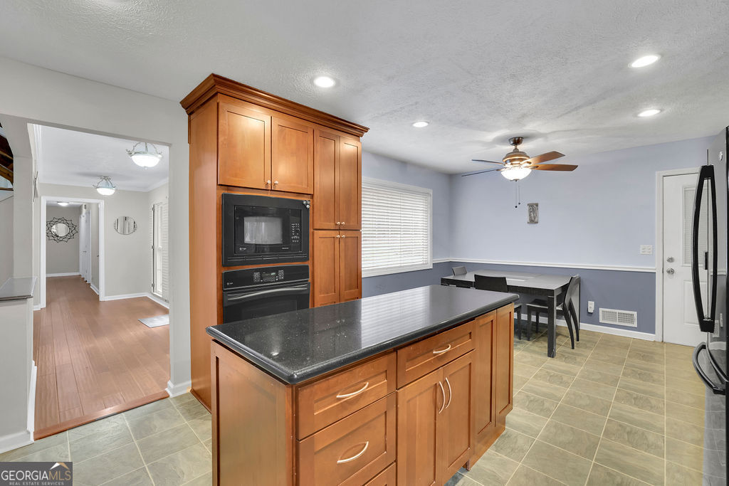 1677 Heritage Drive Property Photo 15