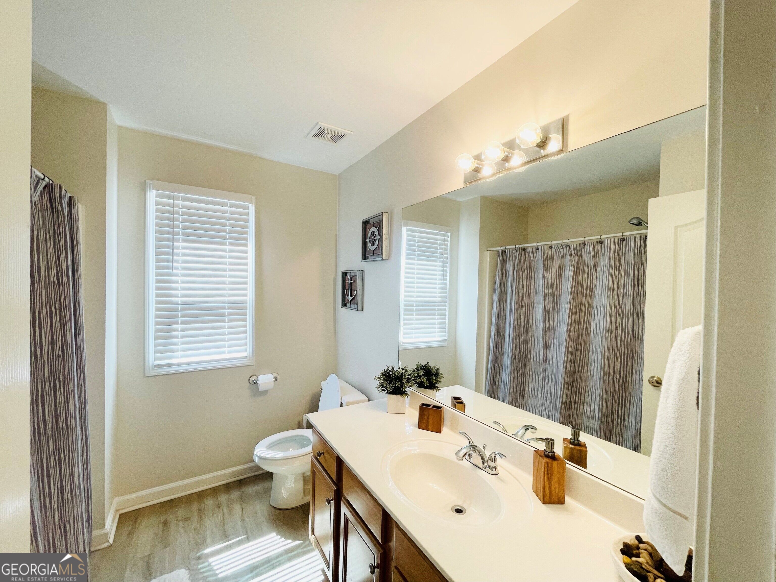 5313 Shadow Walk Way Property Photo 14