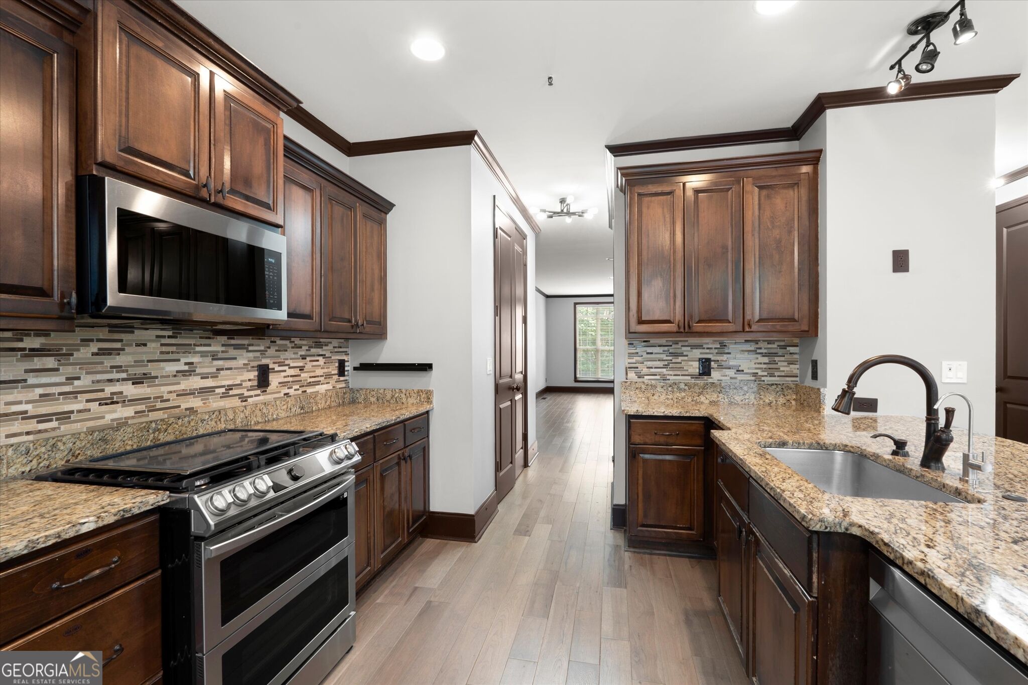 5583 Julian Place Property Photo 12