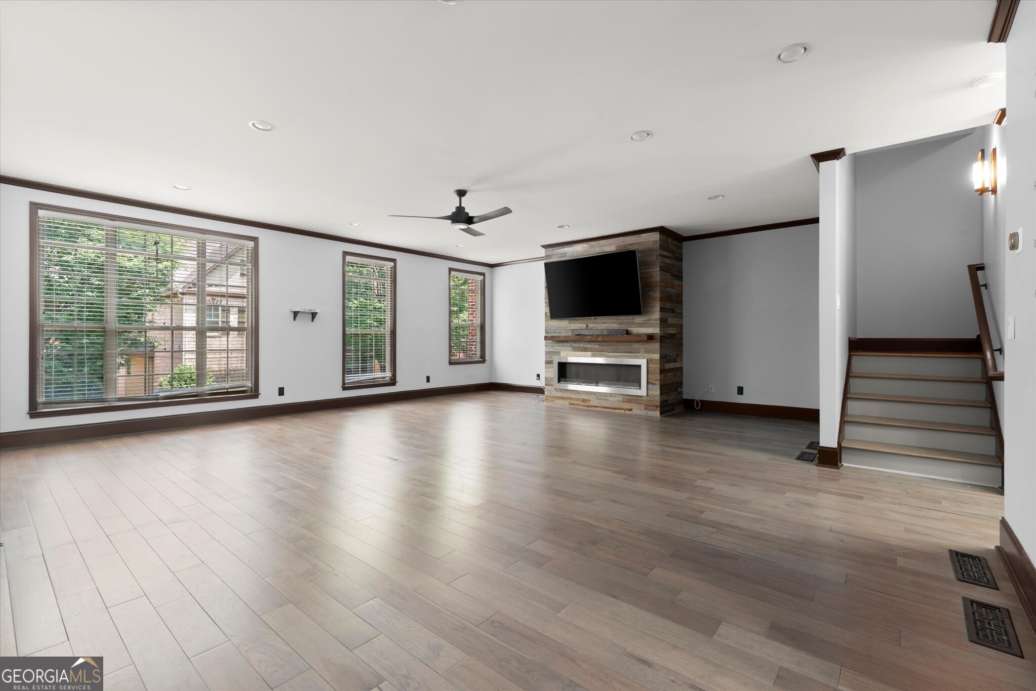 5583 Julian Place Property Photo 15