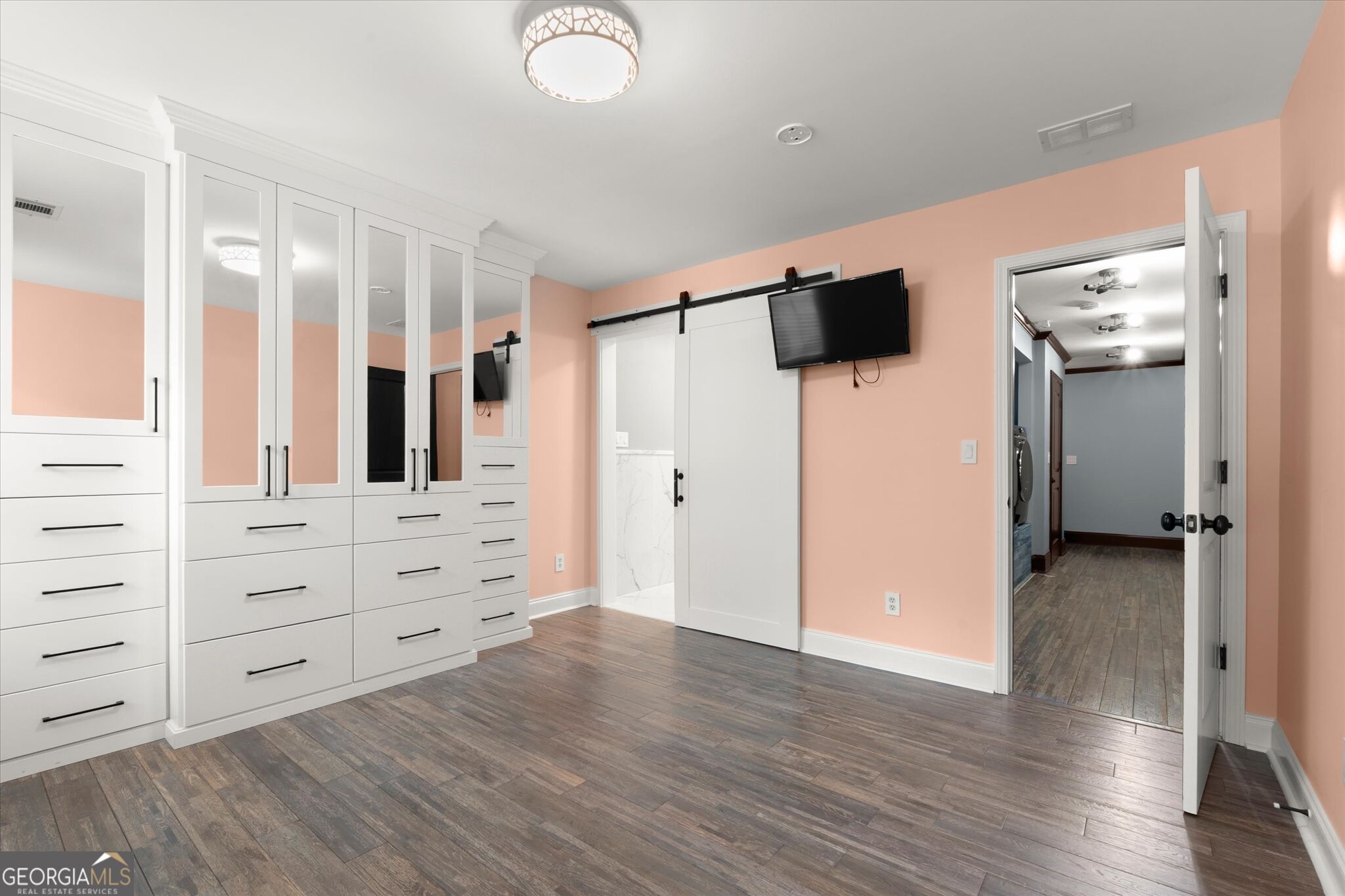 5583 Julian Place Property Photo 32