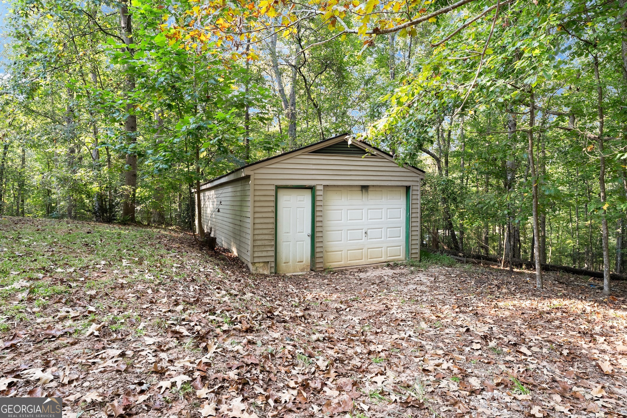 350 Old River Road Property Photo 39