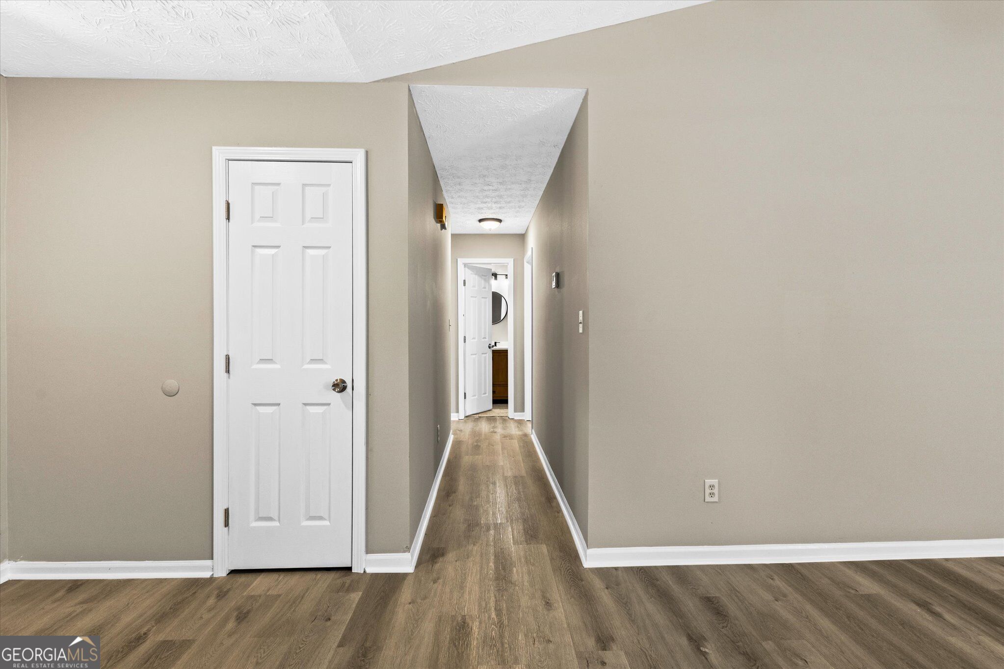 3679 Ashbill Court Property Photo 11