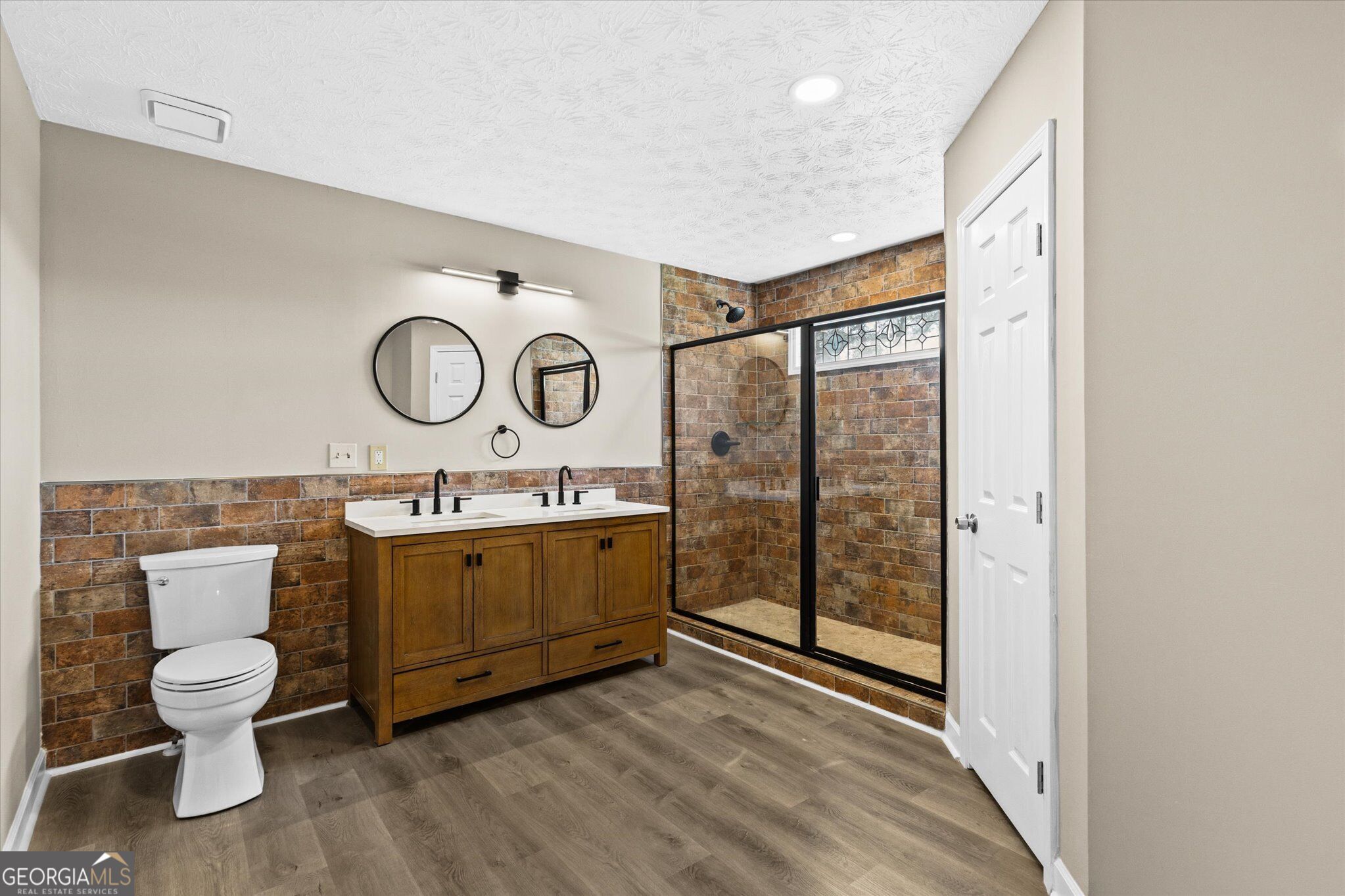 3679 Ashbill Court Property Photo 13