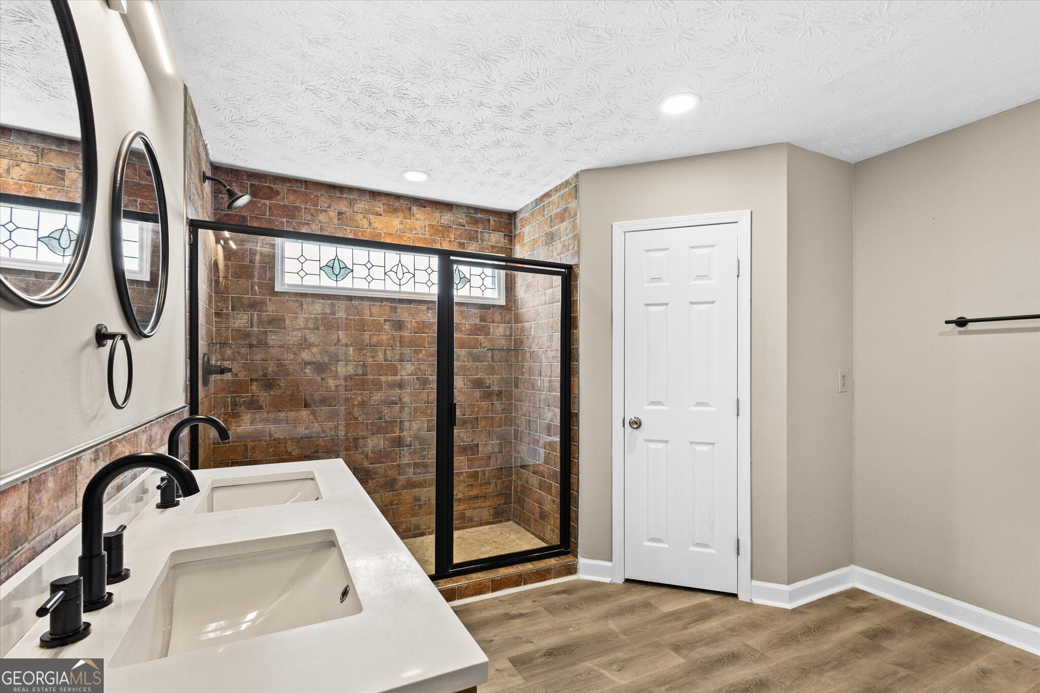 3679 Ashbill Court Property Photo 14