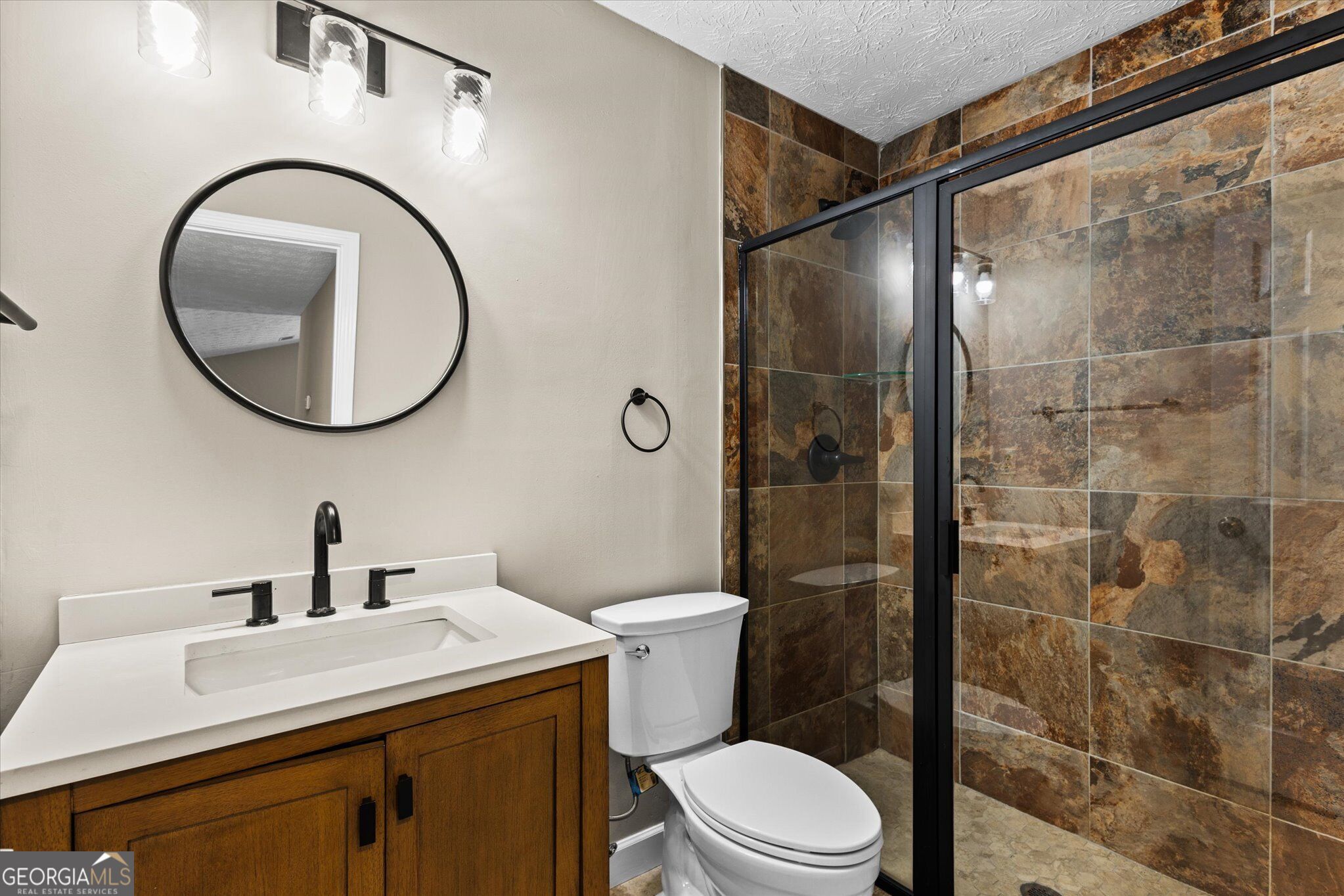 3679 Ashbill Court Property Photo 17