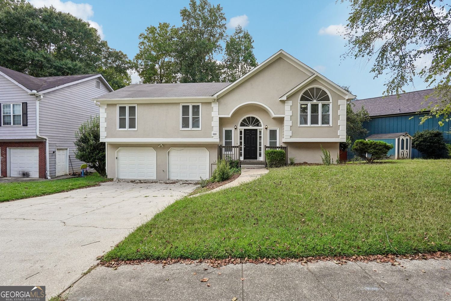 3833 Deercreek Drive Property Photo 1