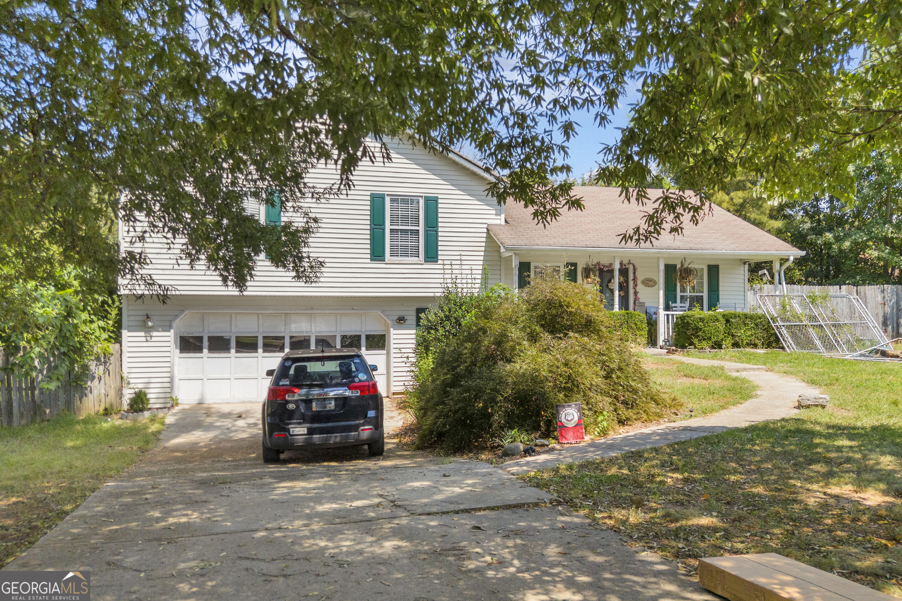 1210 Cabots Drive Property Photo 3