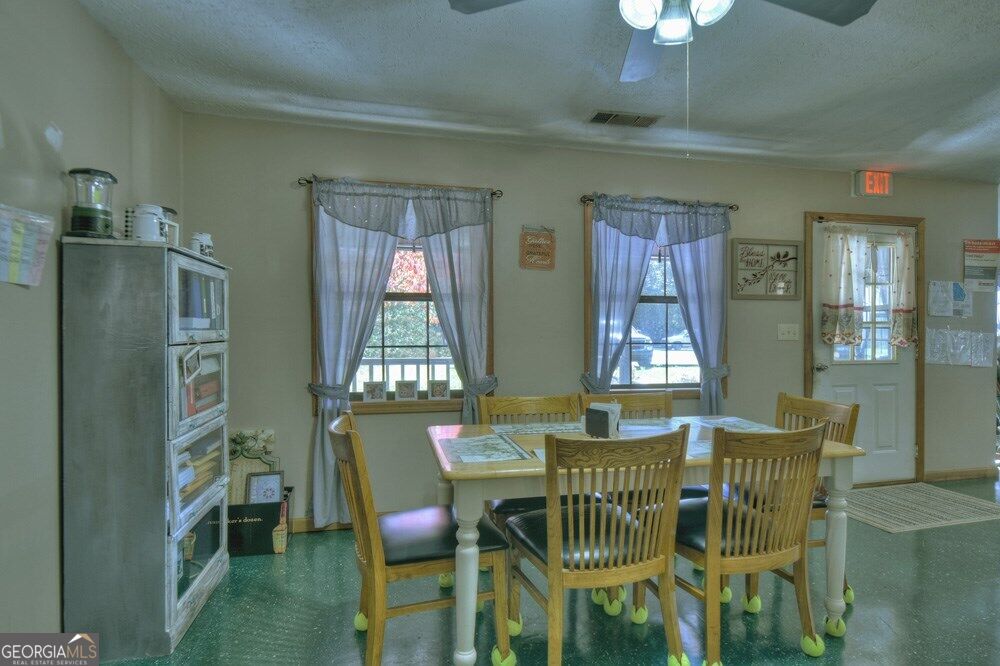 160 Moores Road Property Photo 9