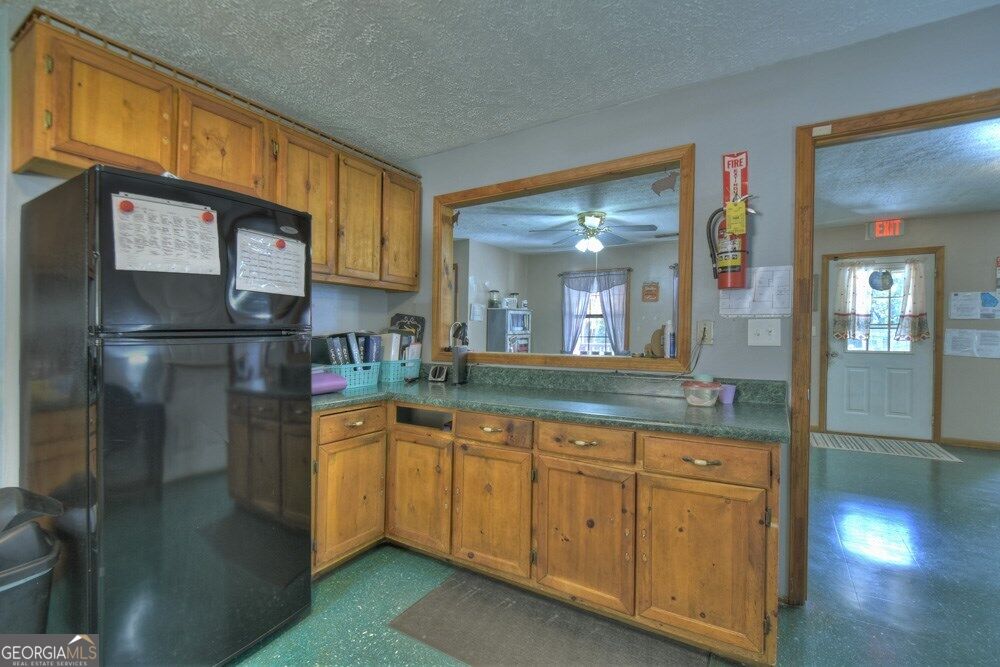 160 Moores Road Property Photo 13
