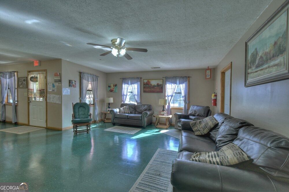 160 Moores Road Property Photo 19