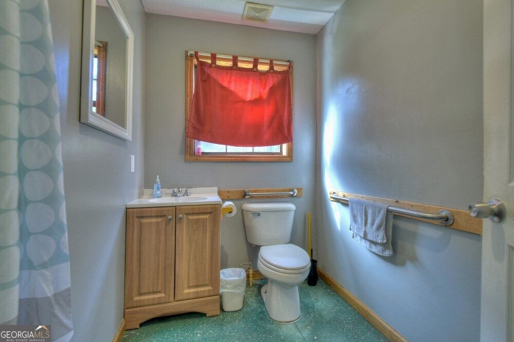 160 Moores Road Property Photo 21
