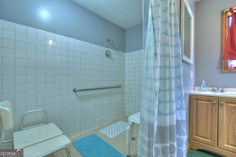 160 Moores Road Property Photo 22