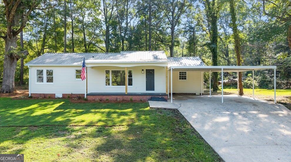 227 Bennett Street Property Photo 1