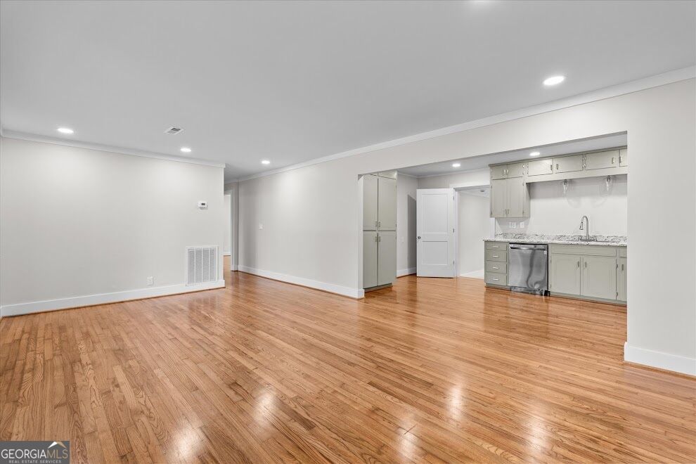 227 Bennett Street Property Photo 10