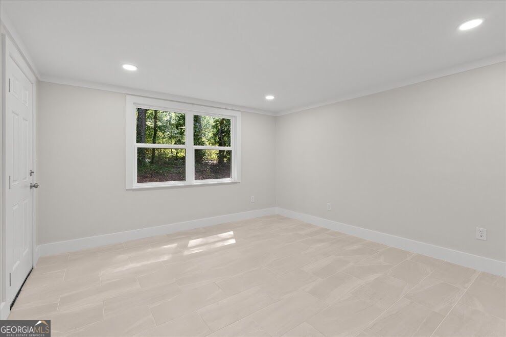 227 Bennett Street Property Photo 16