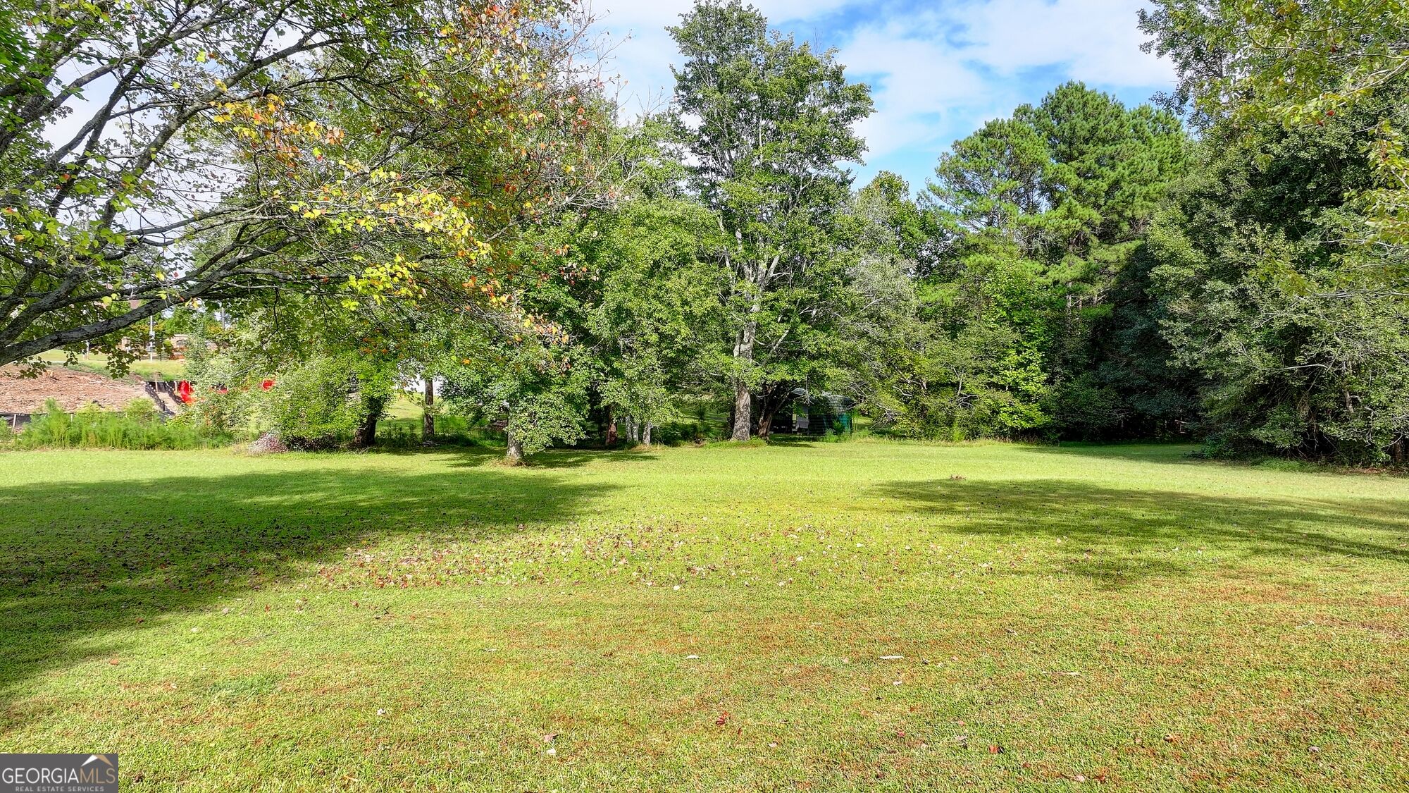 5680 Abbotts Bridge Road Property Photo 5
