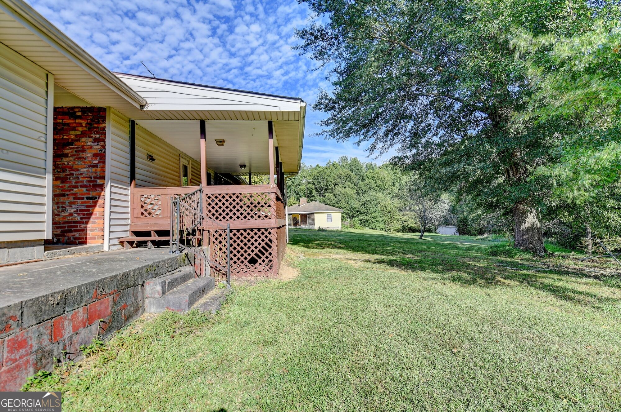 5680 Abbotts Bridge Road Property Photo 19