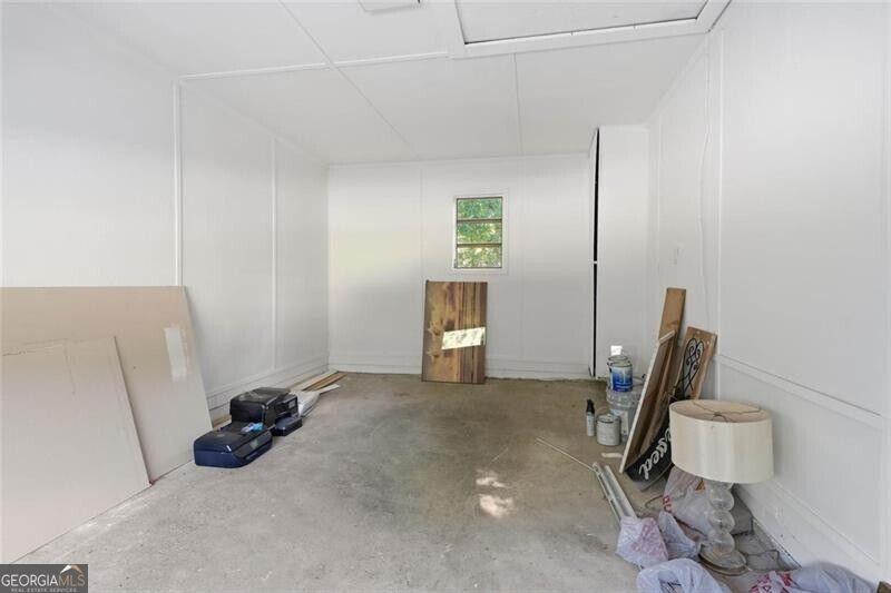 6220 Oakdale Road Se Property Photo 8