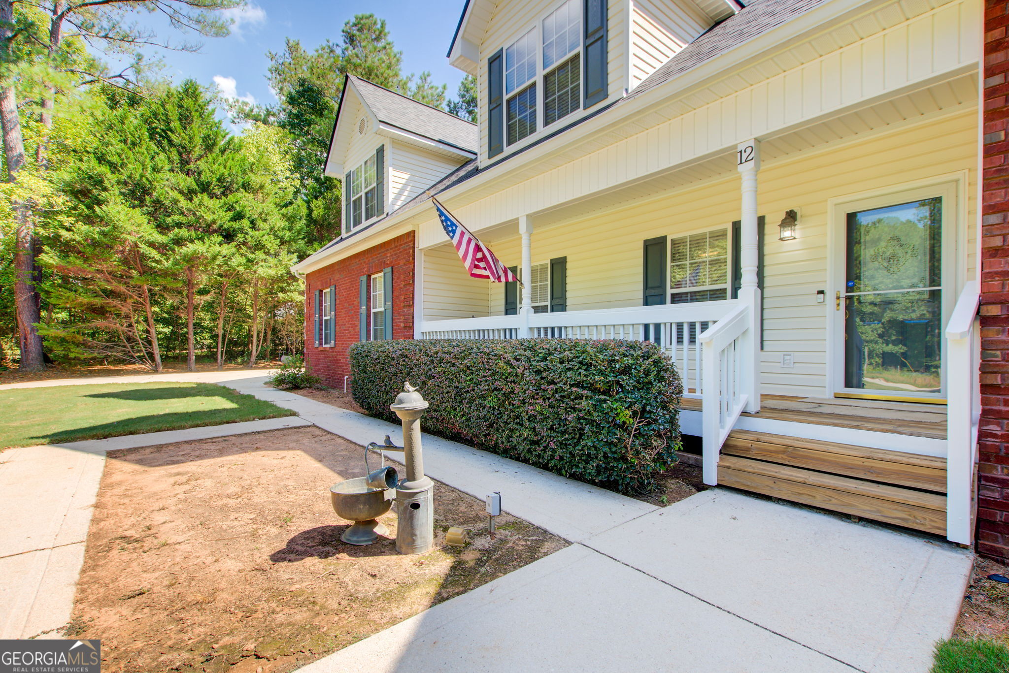 12 Dry Pond Road Property Photo 4