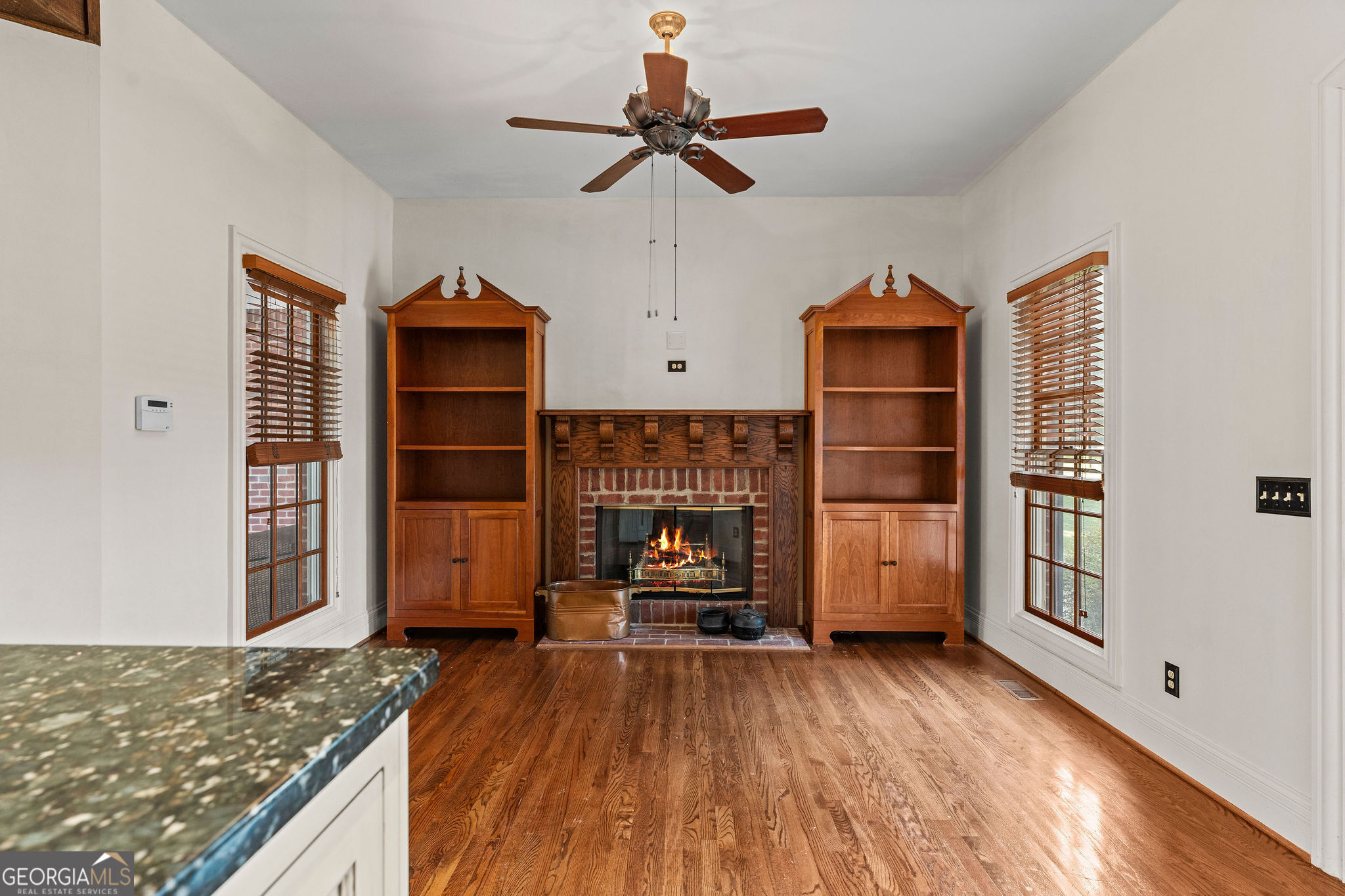 75 Rivercreek Crossing Property Photo 18