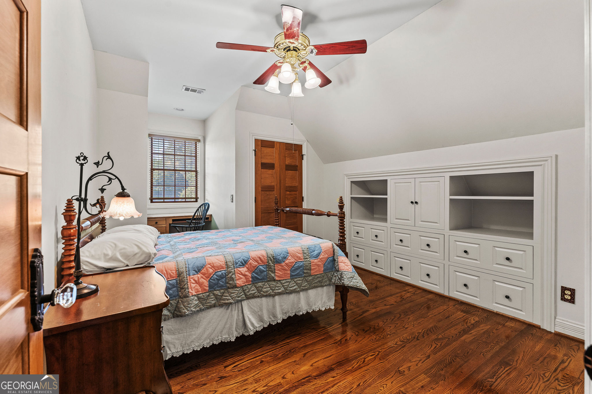 75 Rivercreek Crossing Property Photo 33
