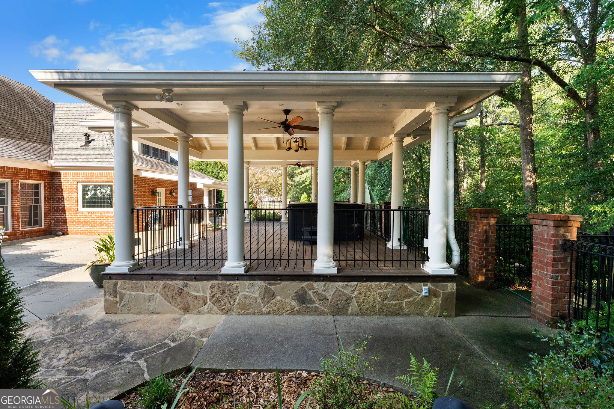75 Rivercreek Crossing Property Photo 42