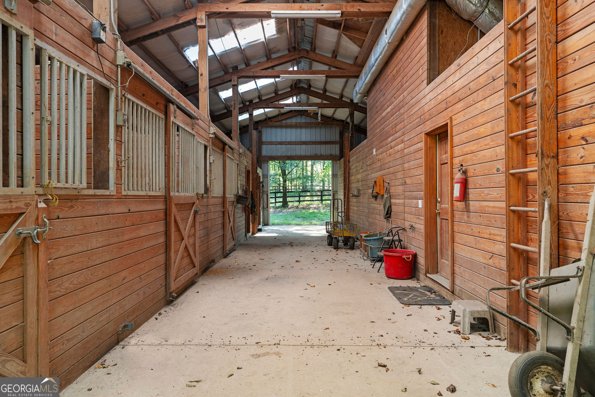 75 Rivercreek Crossing Property Photo 54