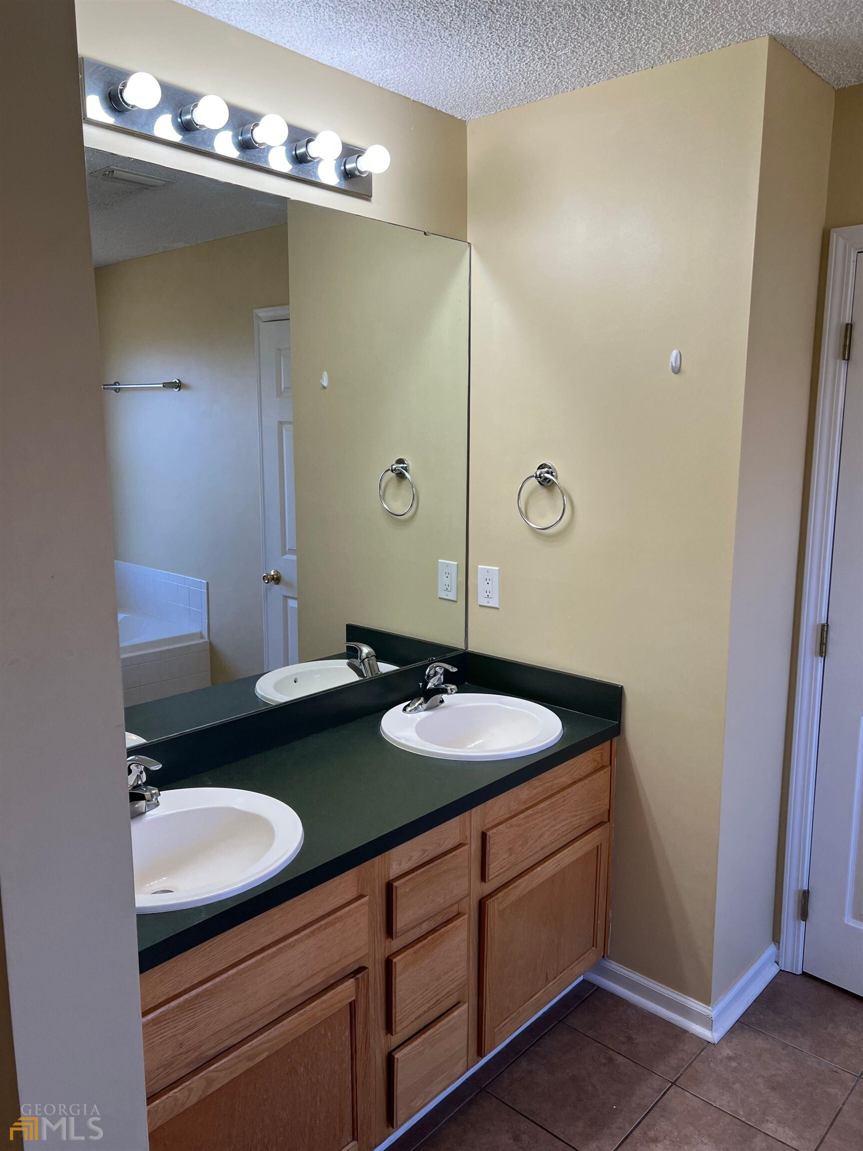 602 Wild Grape Drive Property Photo 7