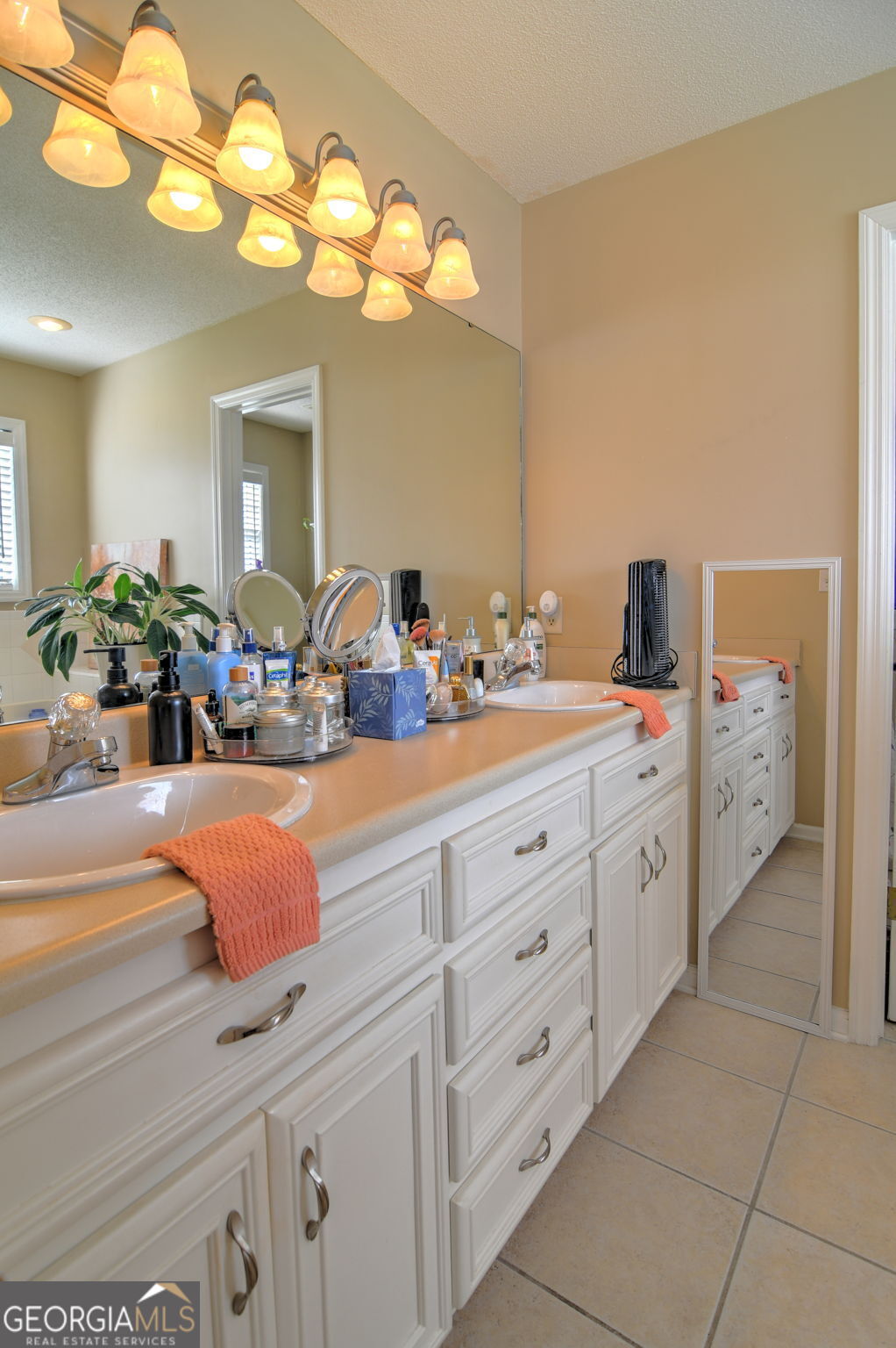 4105 Rein Way Property Photo 16