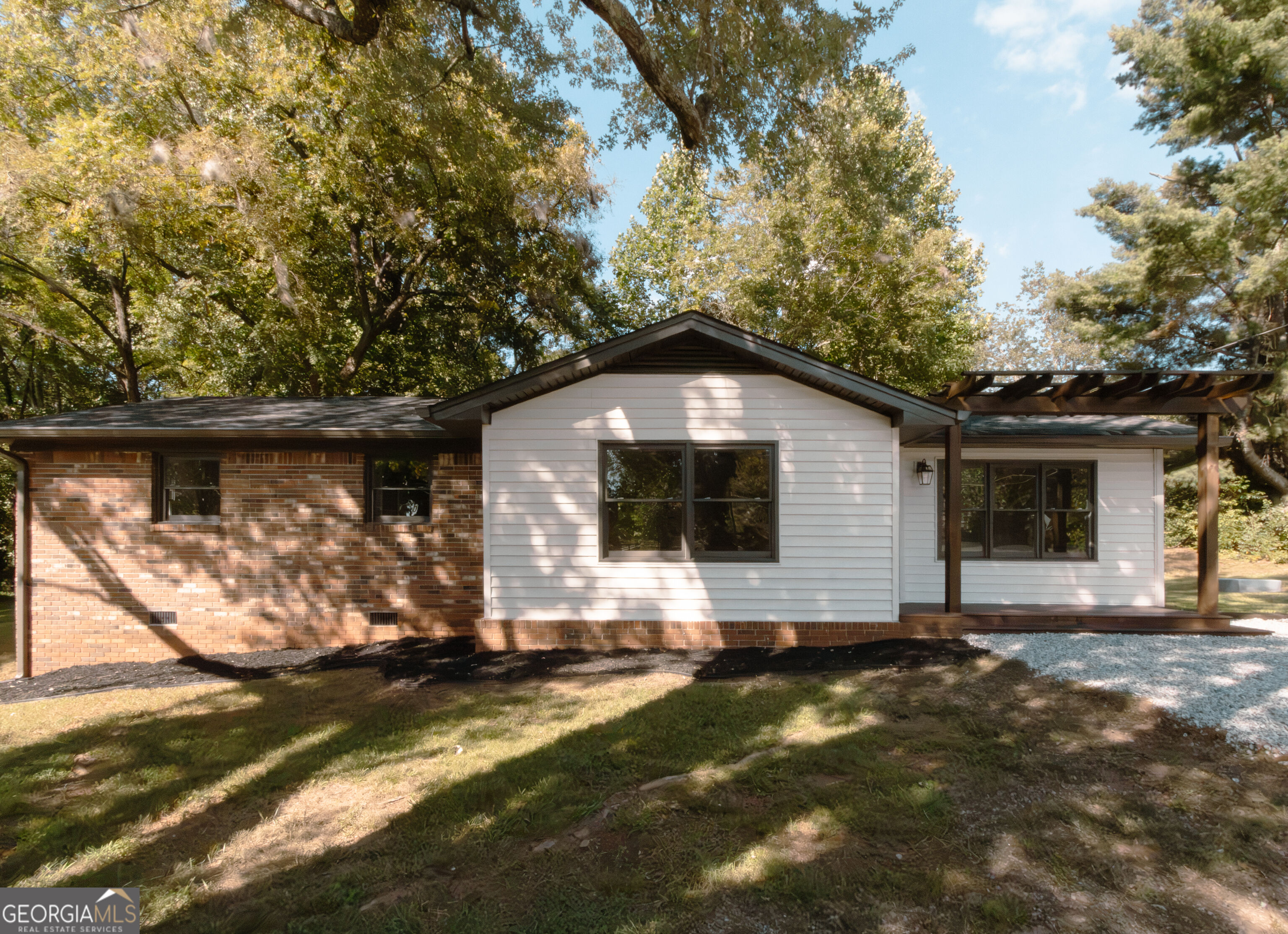 16 Welch Circle Property Photo 1