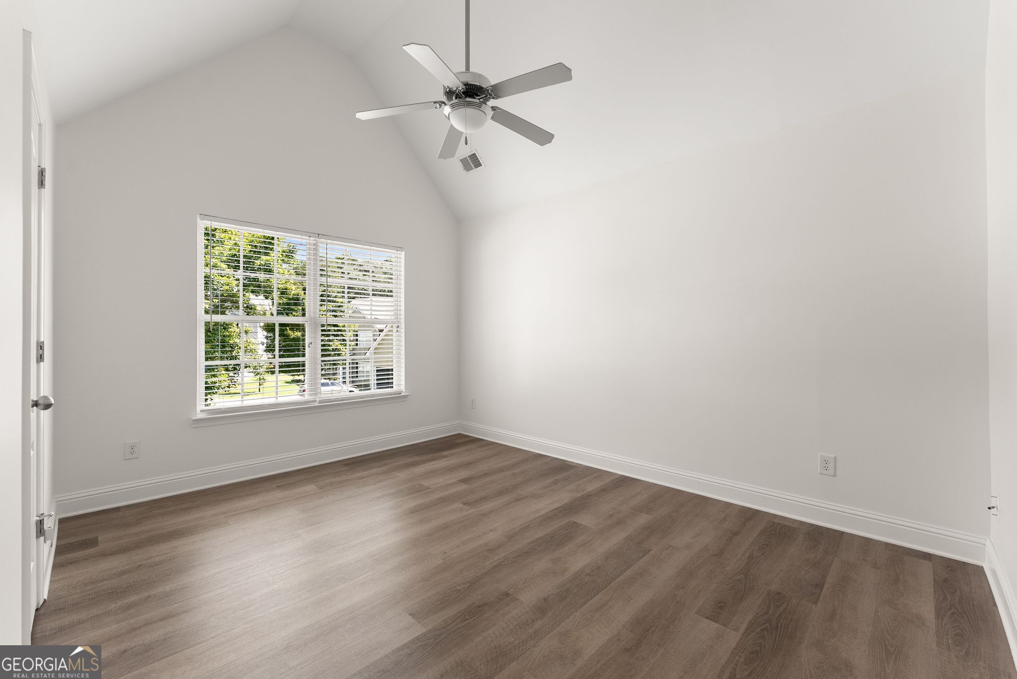 632 Hancock Avenue Property Photo 35