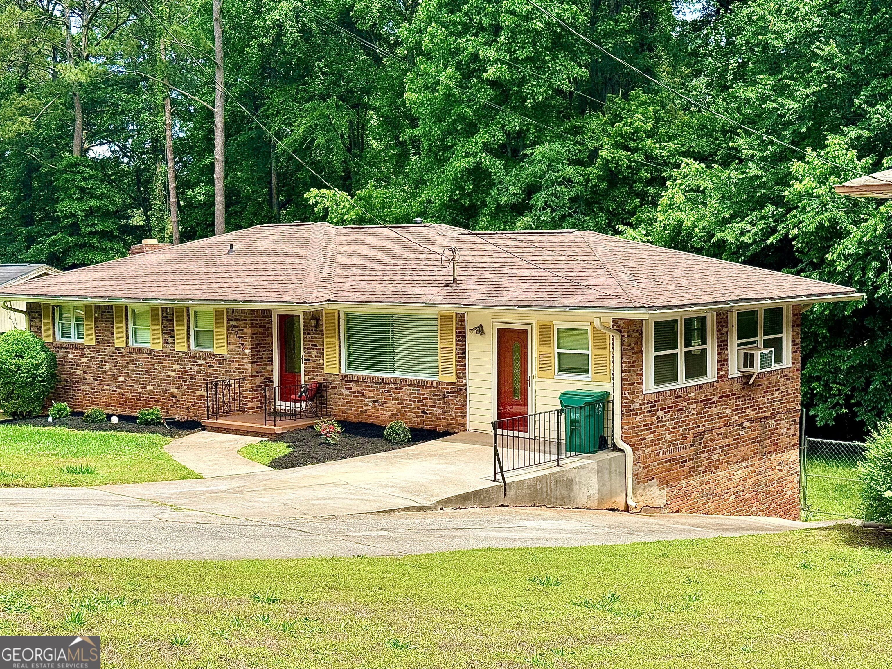 2712 Sherlock Drive Property Photo 1
